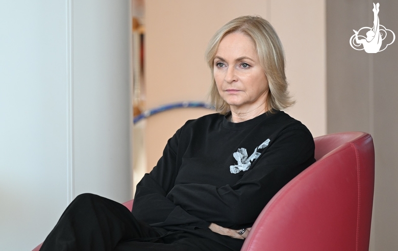 Главный тренер национальной команды Татьяна Сергаева во время тренировки перед клубным чемпионатом мира AEON CUP