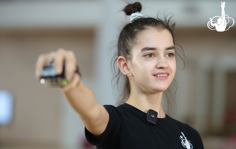 Anna Vakulenko while working with weights during training