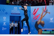 Мария Борисова во время упражнения с лентой