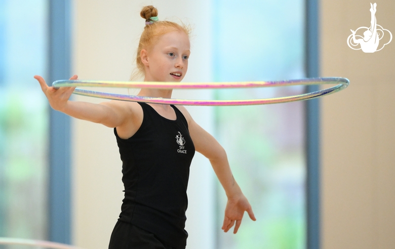 Olga Chernykh during an exercise with the hoop