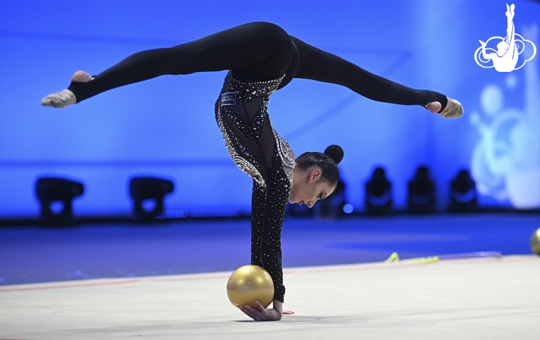 Alina Harnasko during an exercise with a ball