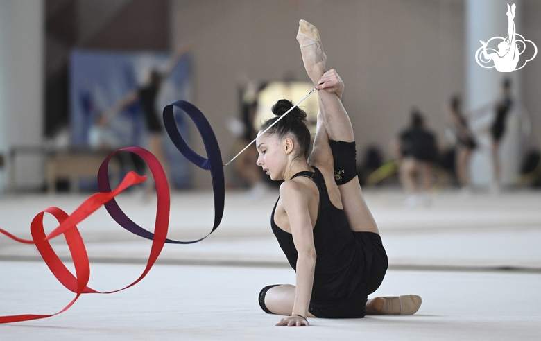 Mariia Borisova during an exercise with a ribbon during preparation training for the BRICS Games