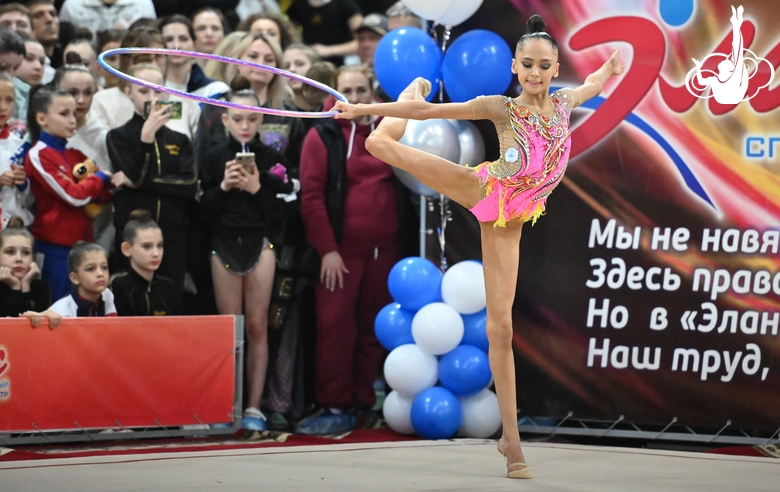 Valeria Medvedeva during an exercise with a hoop