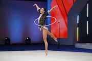 Hanna Panna Wisner during the hoop exercise