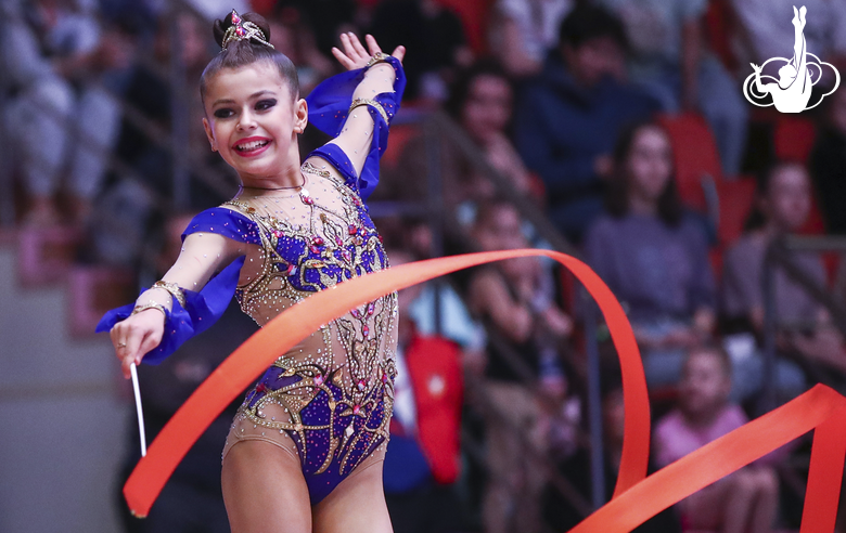 Karolina Tarasova (Russia) in an exercise with a ribbon at the EVGENIYA CUP tournament