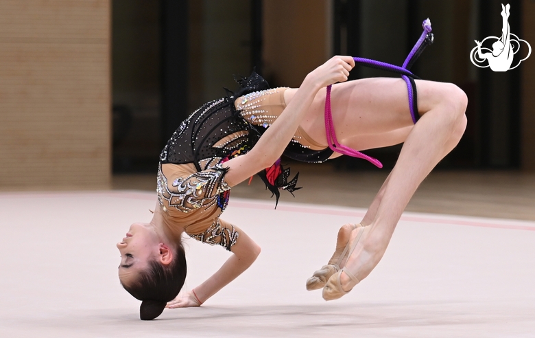 Anna Vakulenko during an exercise with a jump rope at a control training session