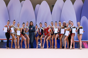13 апреля 2025 года. Олимпийская чемпионка Алина Кабаева вместе с участницами всероссийских соревнований «Кубок "Небесная грация"»