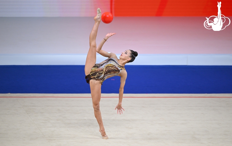 Mariia Borisova during the ball exercise