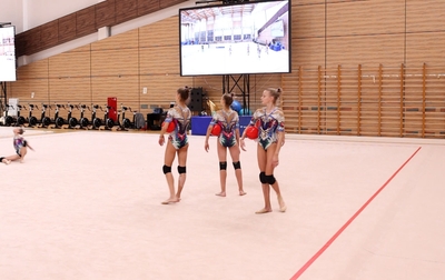 Alina Kabaeva reviews Daria Khoroshilova's loss during a risk element