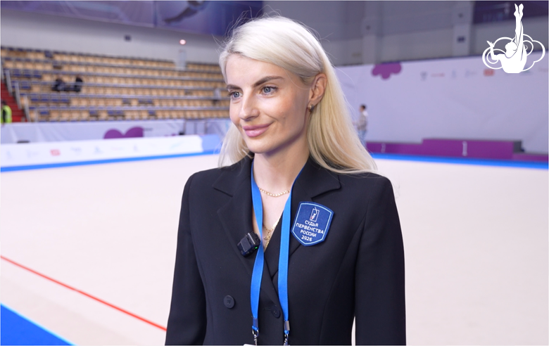 Судья бригады артистики Евгения Курбатова рассказала, кто из участниц первенства России выделялся артистическим исполнением