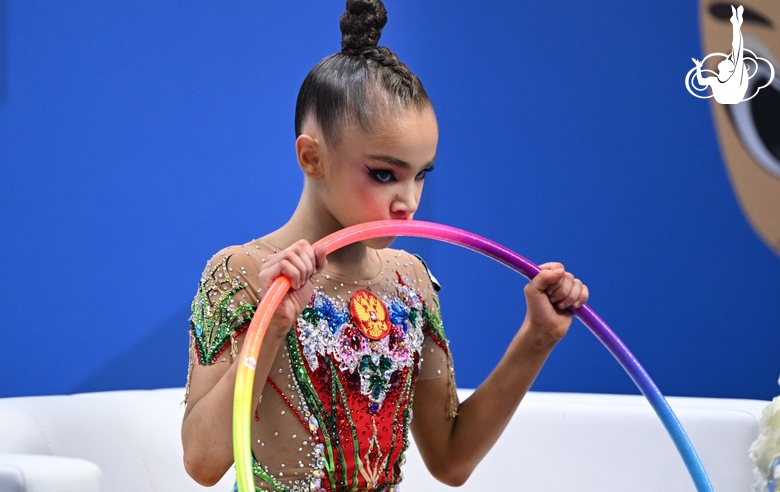 Ksenia Savinova before the performance