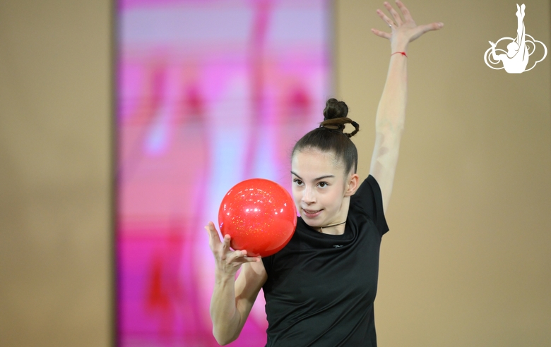 Polina Frolova during the ball exercise at the podium training