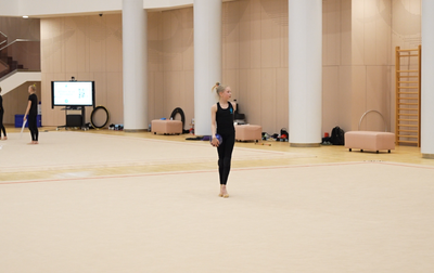 «Ты должна знать музыку»