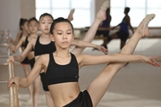 Gymnasts from China practicing choreography