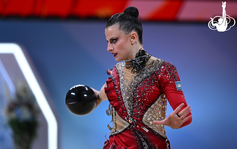 Celeste Abril D’Arcangelo during the ball exercise