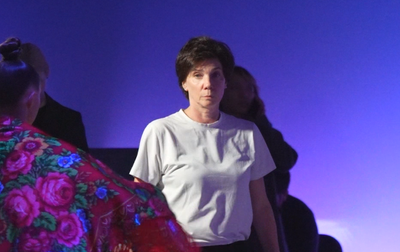 Алина Кабаева подсказывает Марии Борисовой из Санкт-Петербурга и хореографу Ирине Зеновке, как можно сделать выступление на гала-шоу еще интереснее