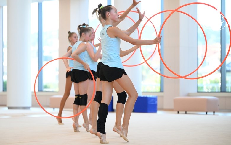 Gymnasts from the Khanty-Mansiysk Autonomous Okrug during an exercise with hoops