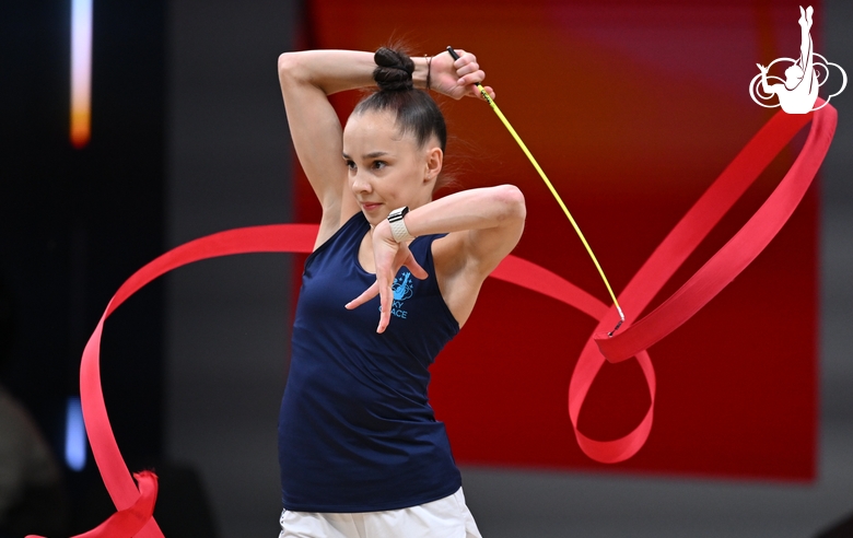 Mariia Borisova during floor testing