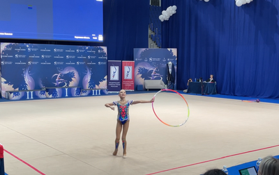 Из Пекина перенесемся в Люберцы, где проходят всероссийские соревнования «Гимнастика — моя жизнь»