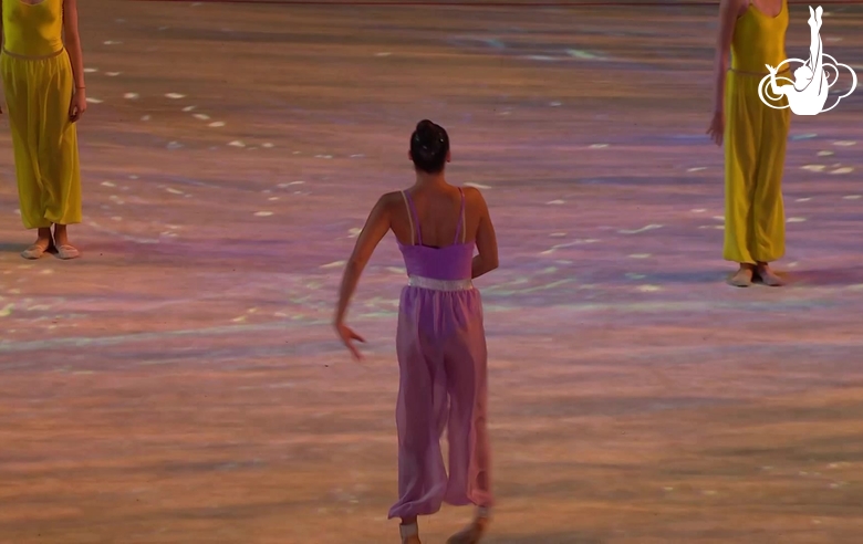 На арене «Шоуган» в Пекине — хор Сретенского монастыря!