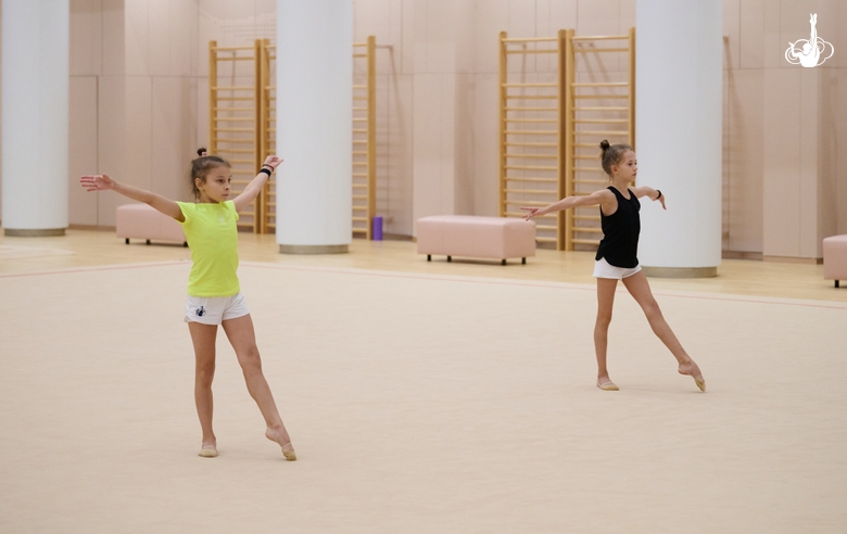 Diana Sobyanina and Alisa Shunina during a training session at the Academy