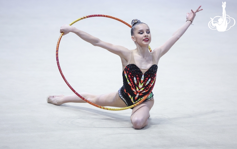 Mariia Borisova during an exercise with a hoop