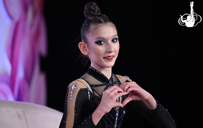 Nikol Rimarachin Diaz after her clubs exercise