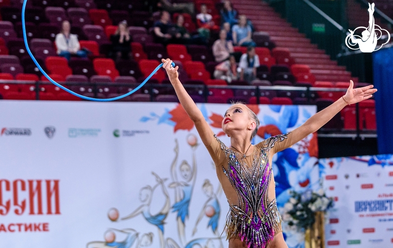 Elvira Belyaeva during the rope exercise