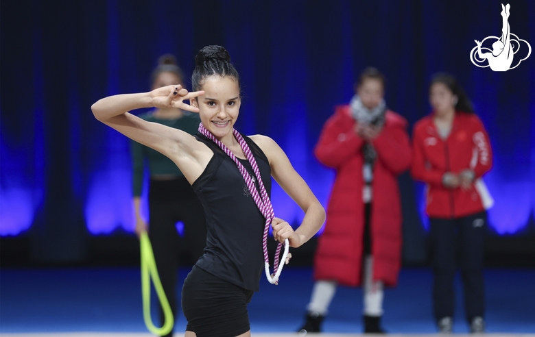 Isabella Rojas during an exercise with a jump rope at floor testing