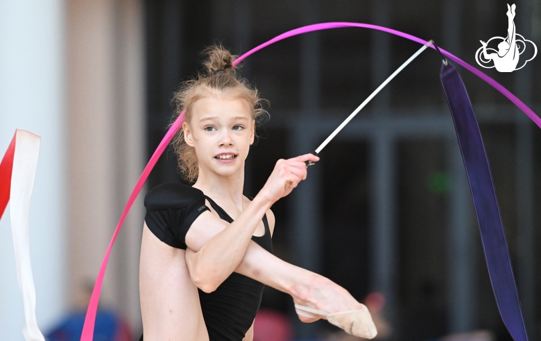 Kristina Voitenko during an exercise with a ribbon during preparation training for the BRICS Games