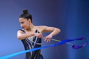 Marina Malpica during the ribbon exercise