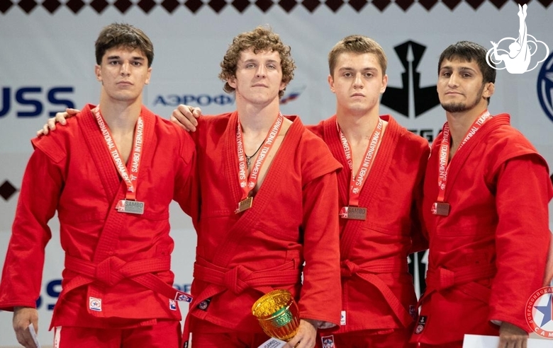 The Russian youth sambo team successfully competed at the international tournament in Luzhniki