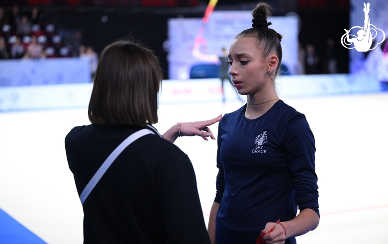 Тренер Ольга Минигалина и Софья Воробьева во время опробования