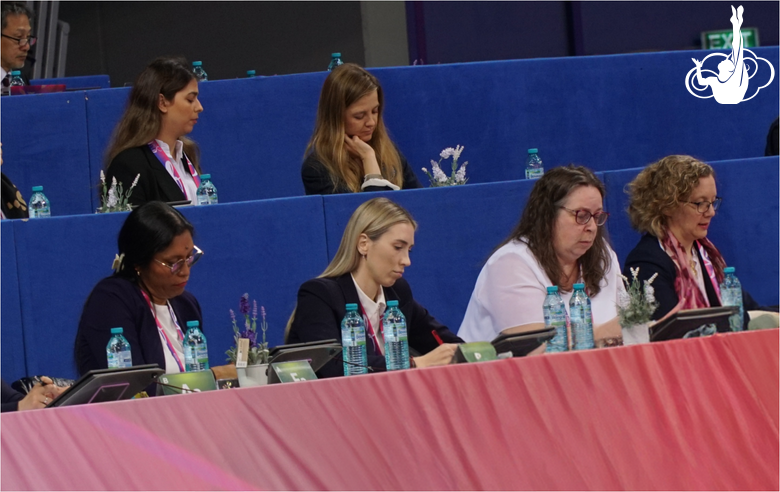 Ольга Фролова и Ольга Минигалина — в судейской коллегии этапа Кубка мира в Софии