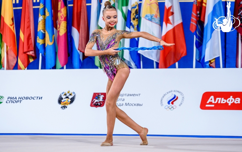 Elvira Belyaeva during the rope exercise