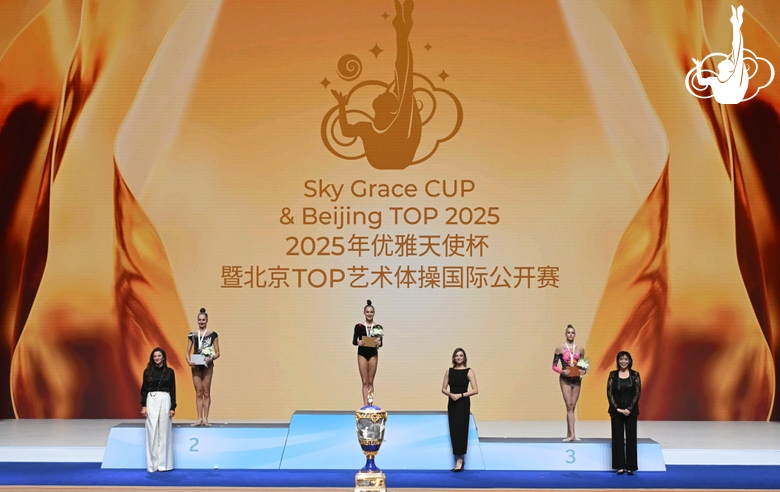 Awards giving to seniors in individual events