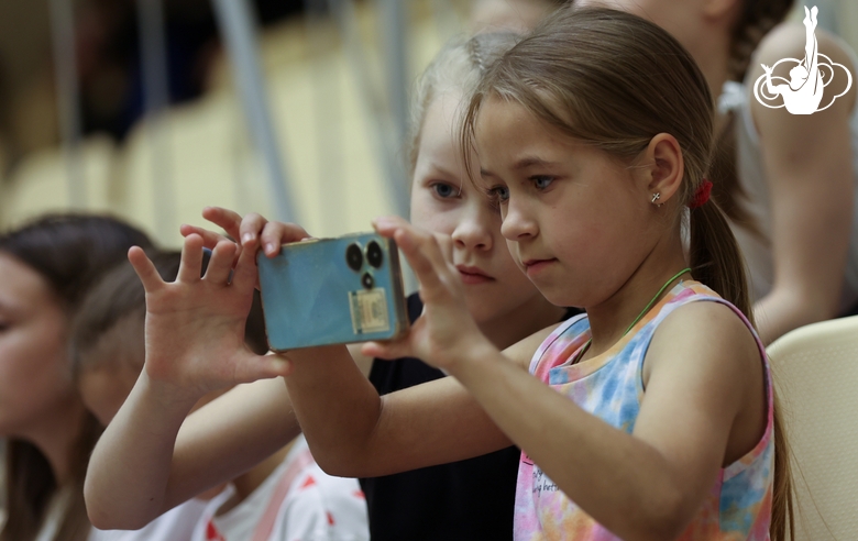 Young fans at the Sky Grace Grand Prix tournament