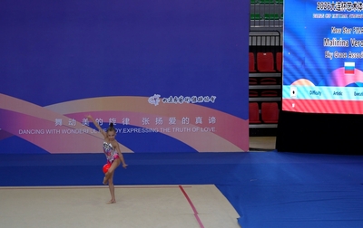 One more pirouette amazing the audience of the Star Ripple Cup Grand Prix