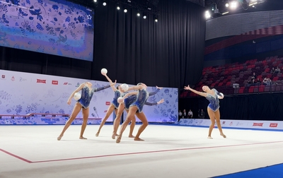 Сборная России в групповых упражнениях выступила на дебютном чемпионате мира