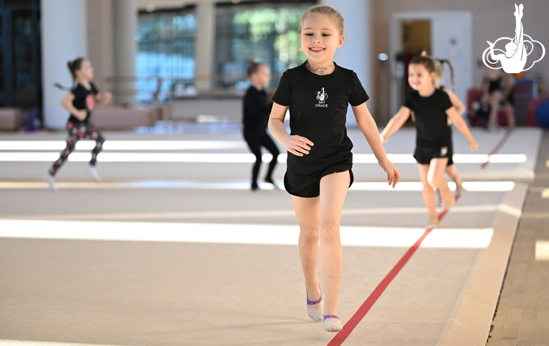 Дошкольницы Академии во время тренировки
