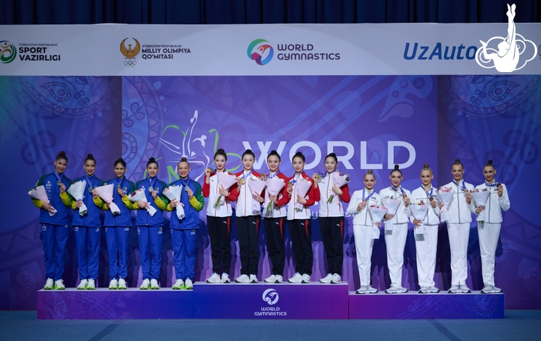 The podium of the hoops and clubs final