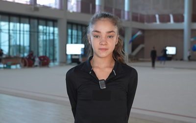 A fiery greeting from Ksenia Savinova!