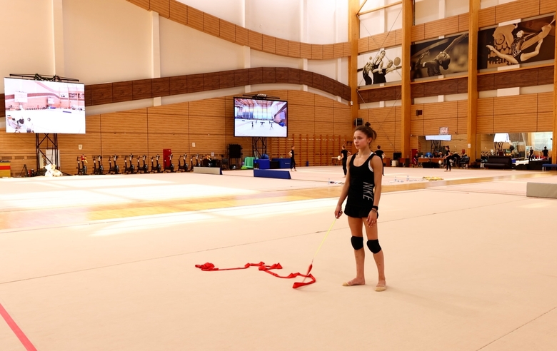 Olympic champion Alina Kabaeva suggests changing the order of elements in Arina Kovshova's ribbon routine
