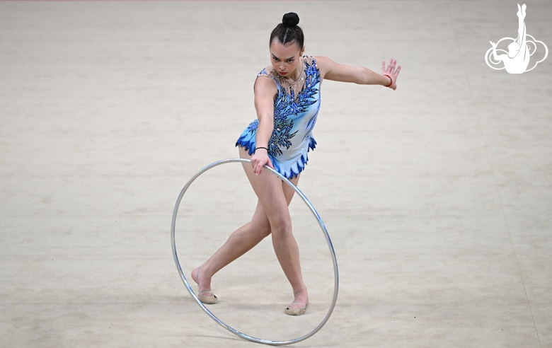 Carmina Joy Jachmann during the hoop exercise