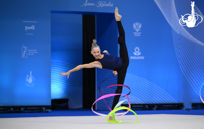 Eva Kononova during podium training