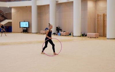 Olympic champion Alina Kabaeva suggests Eva Kononova from the Tyumen Region to change the sequence of elements