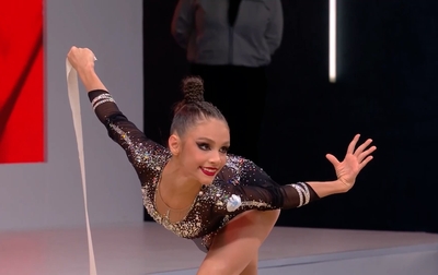 Flight of the Bumblebee performed by Elina Khabirova from Russia!