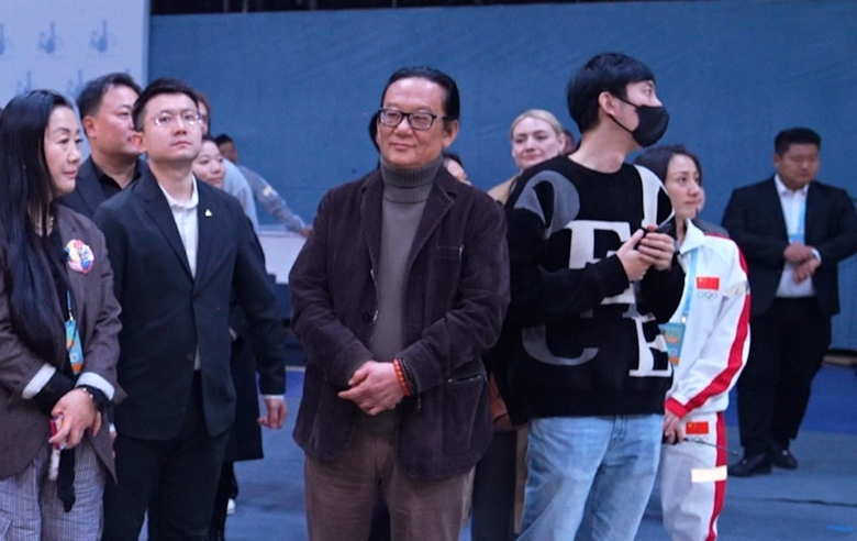 The Olympic champion meets senior group exercise gymnasts from St. Petersburg and their coach Elena Petunina