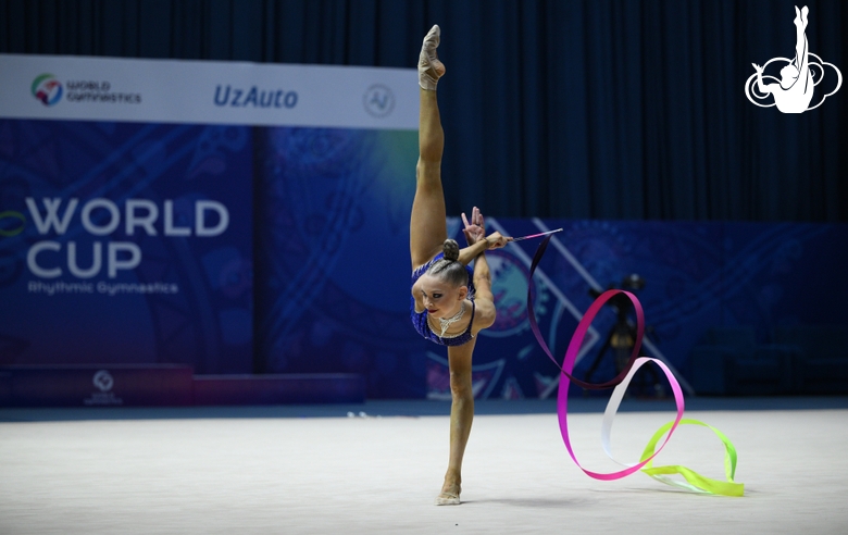 Eva Kononova during an exercise with ribbon