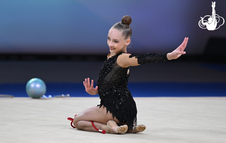 Ksenia Bondarenko during the rope exercise